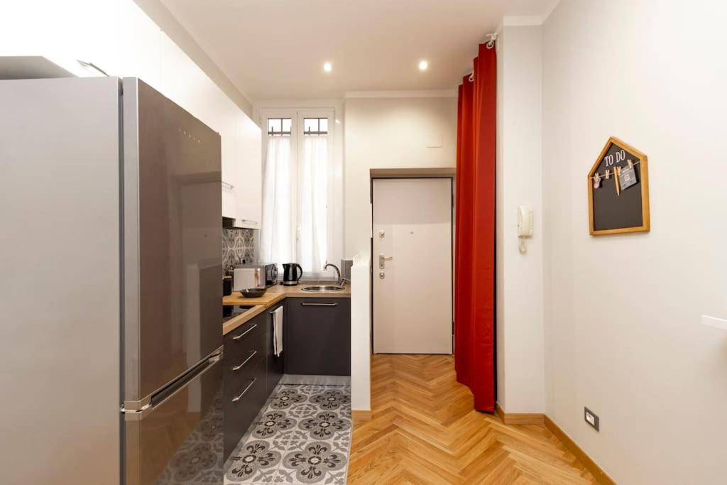 The Italian Design - 10 Minutes To Duomo Apartment Milan Exterior photo